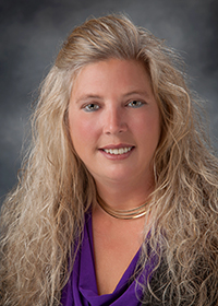 Laurie  Selvey